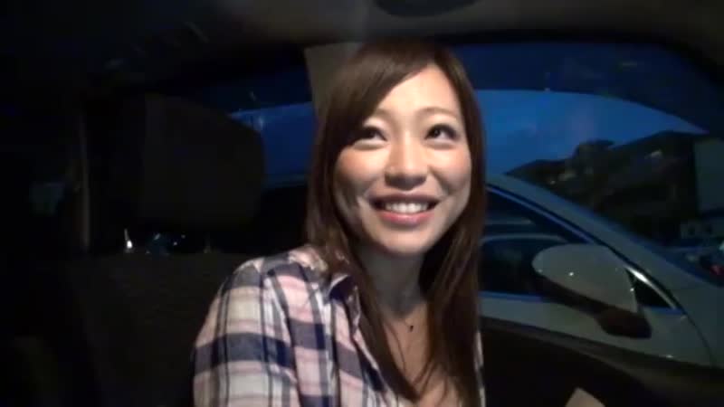 【素人動画】笑顔の可愛いニーハイ美女を口車に乗せて本番撮影、AV化！